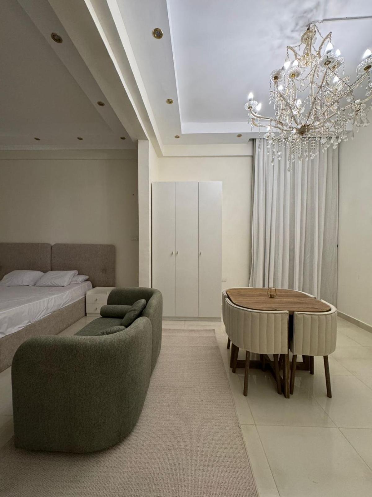 Sphinx House Hotel