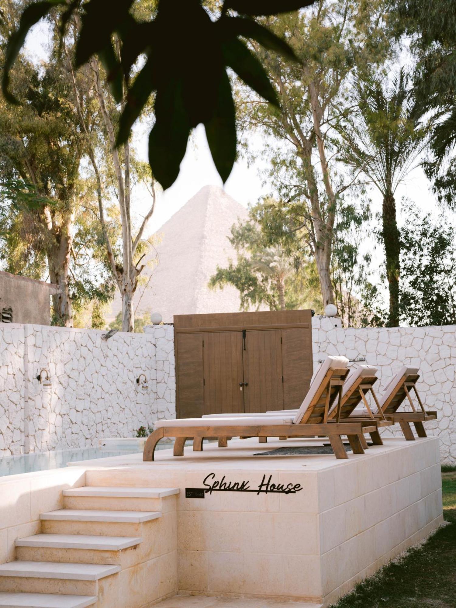 Sphinx House 4*